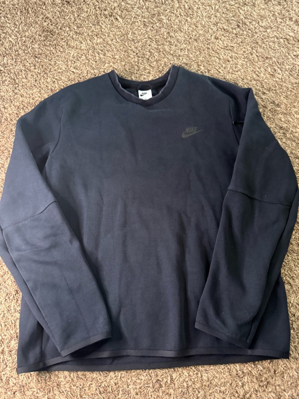 Nike Crewneck Sweatshirt Black Large Minimal Swoosh Sleeve Zip Pocket